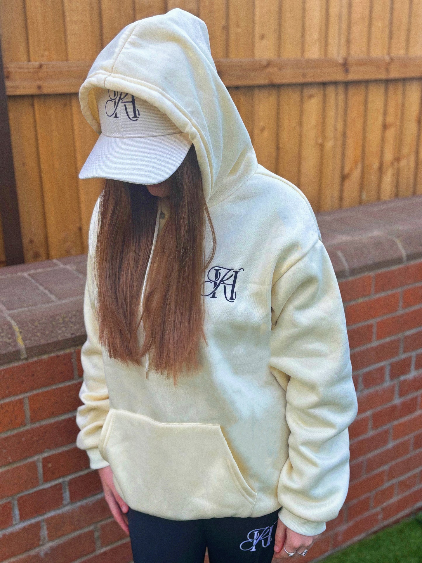 KH Ballers - BEIGE CAP